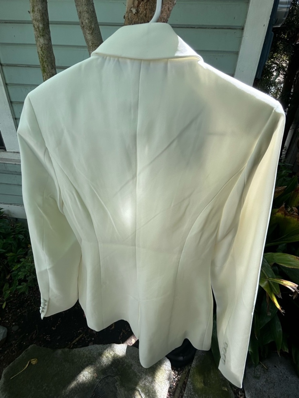 NWT Meshki Helda Fitted Blazer in white - Picture 8 of 11